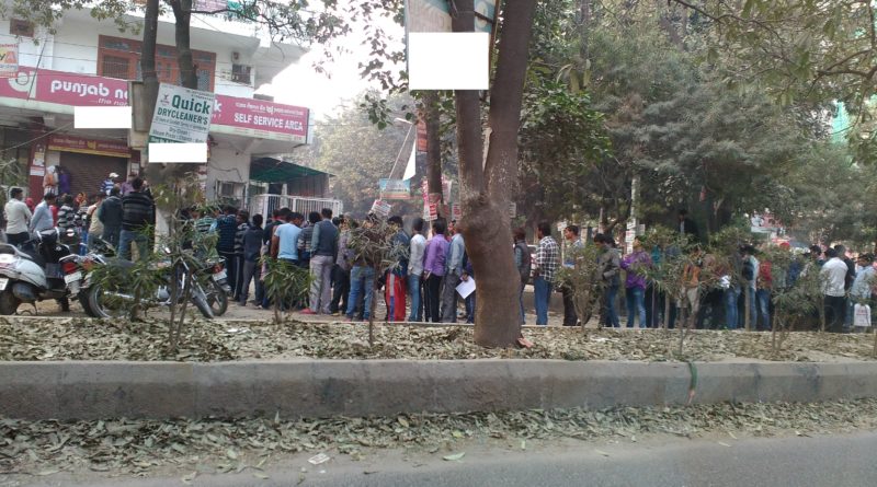 Demonetization-Bank queues